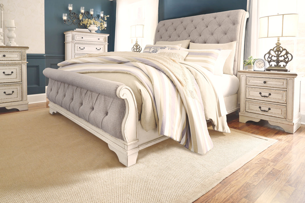 Realyn - Bedroom Sleigh Bed Set