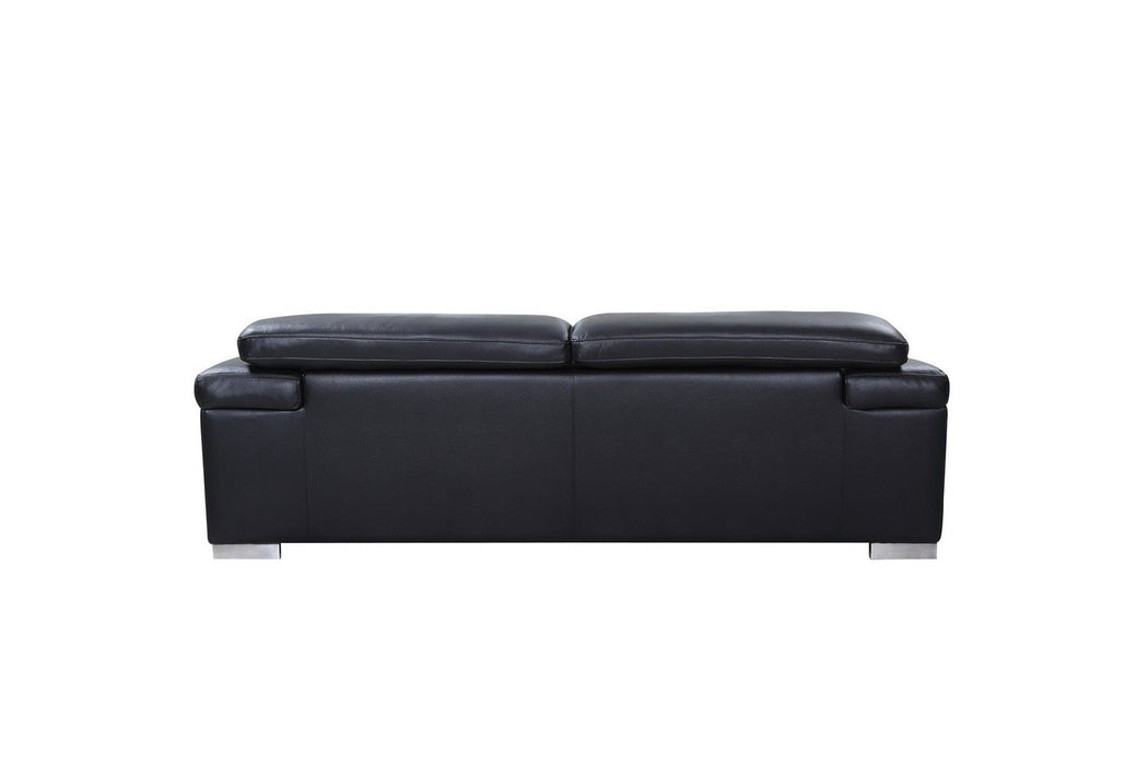 415 - Sofa Love