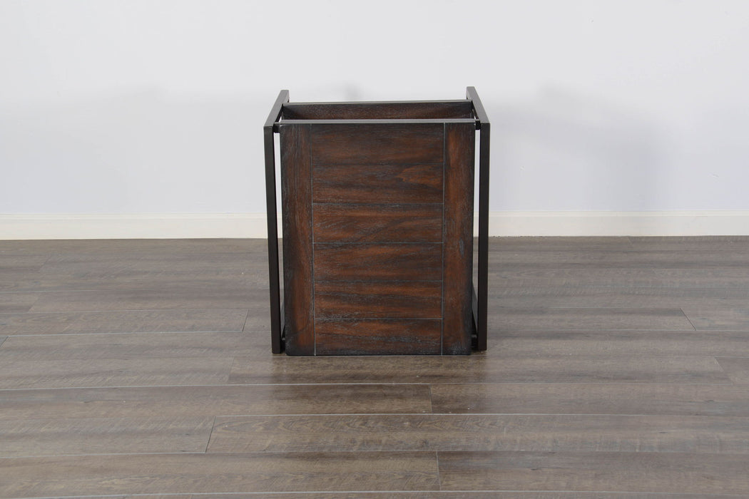Tyler - Table