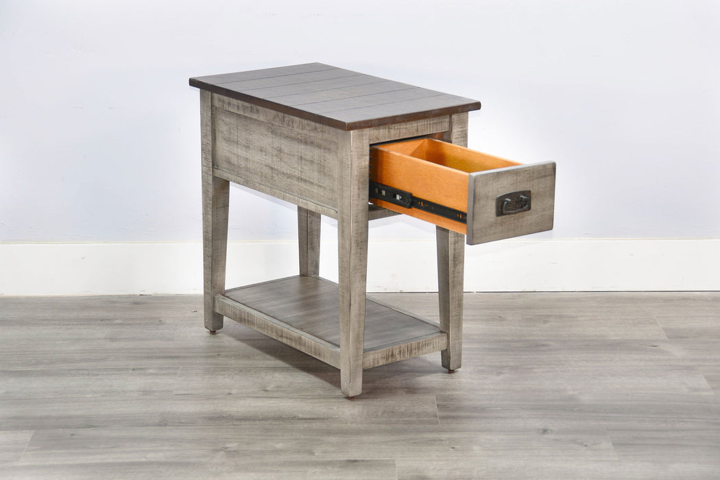 Homestead Hills - Table
