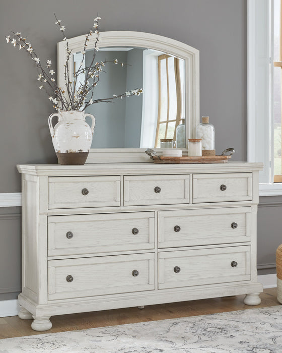 Robbinsdale - Antique White - Dresser, Mirror